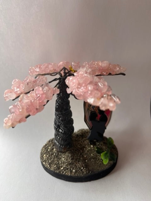 Tótem de Amor y Amistad: Palmera de Cuarzo Rosa (10 cm)
